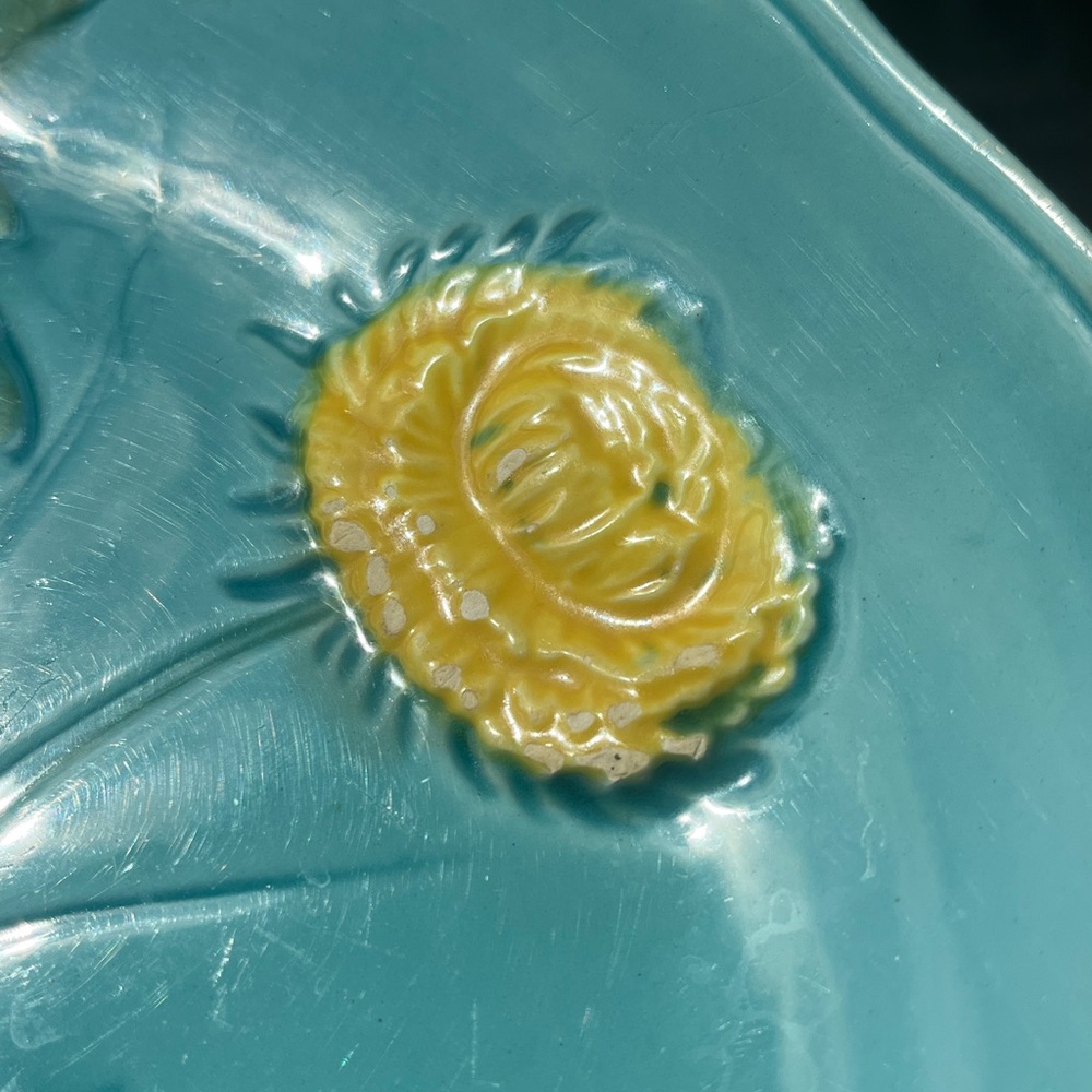 Vintage German Majolica plate dandelion - Picture 10 of 13